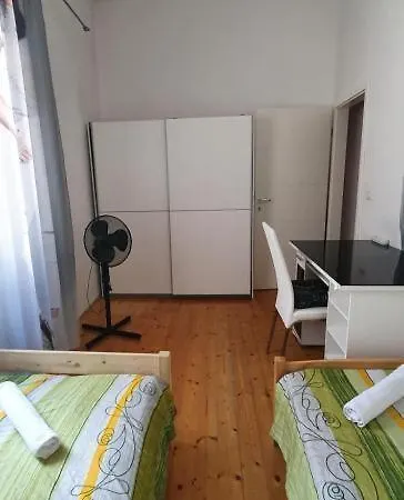 House Center Koper